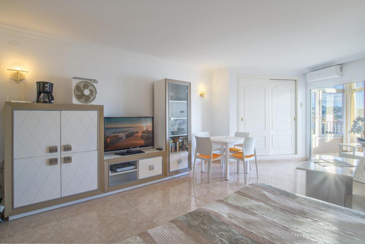 Penthouse Studio With Sea Views La Cala De Mijas Bagian luar foto