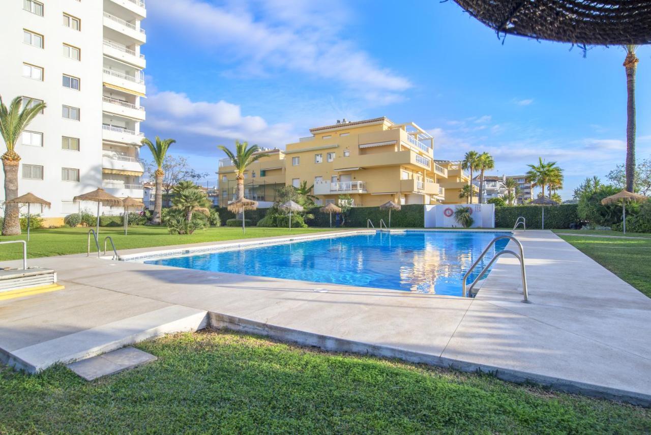 Penthouse Studio With Sea Views La Cala De Mijas Bagian luar foto